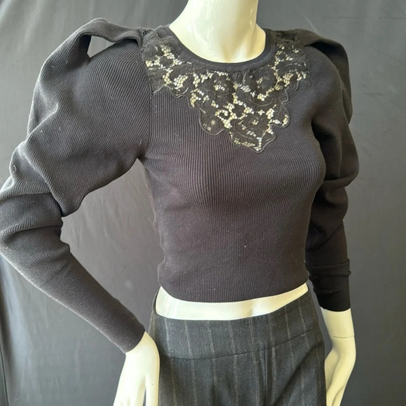 Express long sleeve exaggerated sleeve embroidered ribbed lace top black size xs - Picture 1 of 7